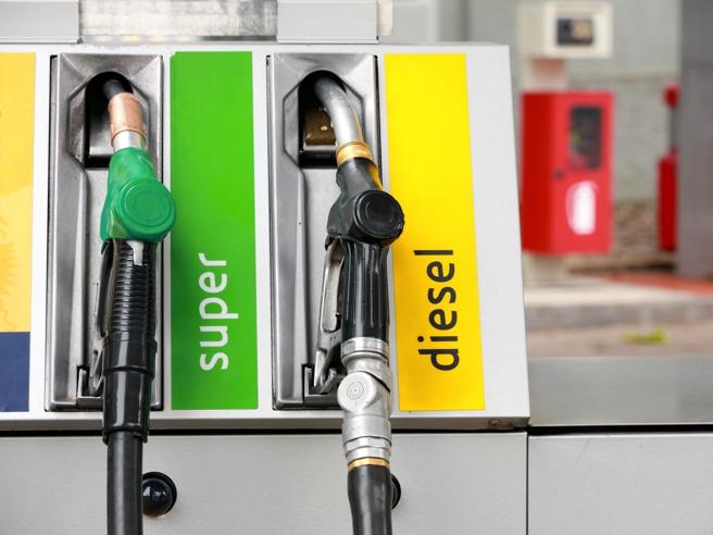 Lucca. Carburante sporco e danni al motore: nesso causale. Qu...