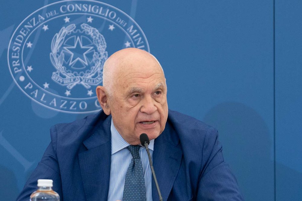 Sì definitivo all’abrogazione dell’abuso d’ufficio.
La Camer...