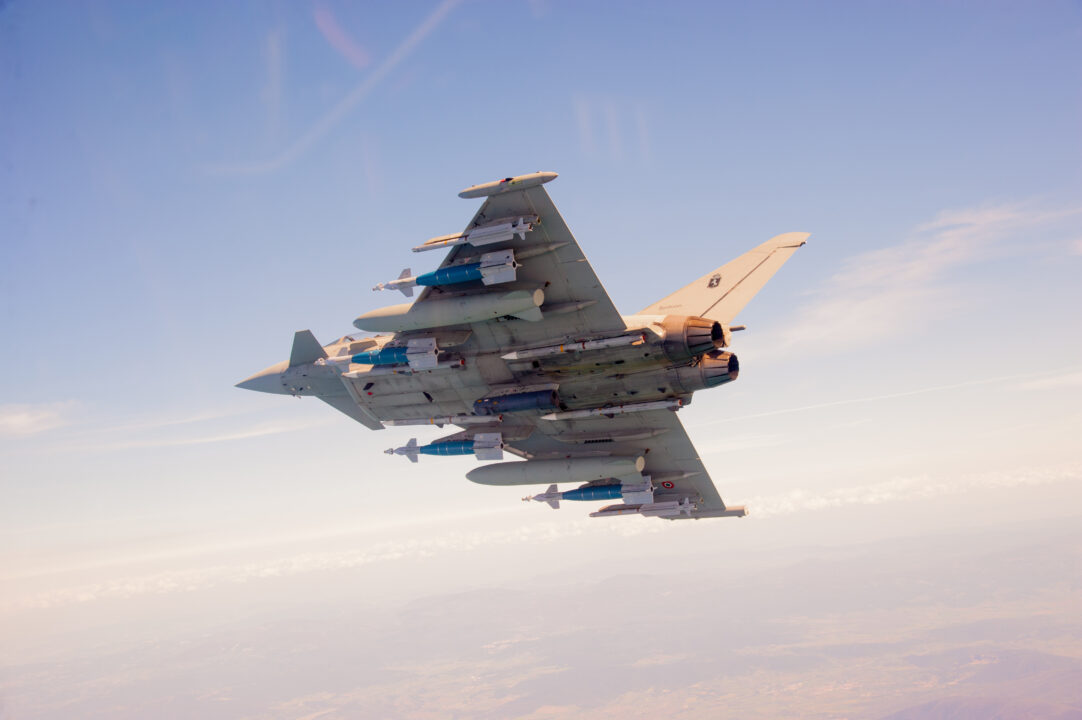 Ufficiale del Reparto Lavori del genio dell'Aeronautica
Mili...