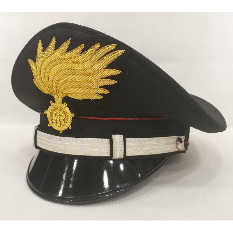 Sottotenente dei Carabinieri si rivolgeva al maresciallo A.V....