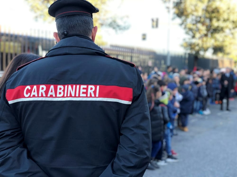 Mogoro. Maresciallo e appuntato scelto dei Carabinieri ritenu...