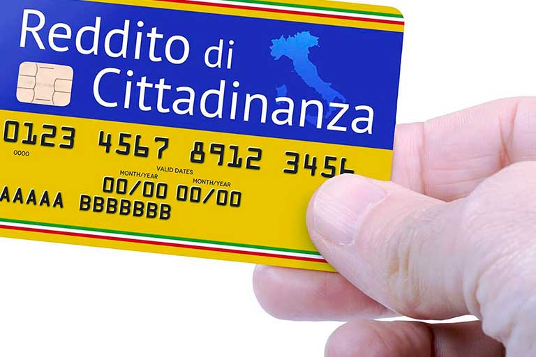 Reddito di cittadinanza: residenza decennale. Alla luce di Co...