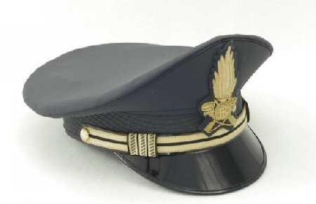 Maresciallo della Guardia di Finanza cerca di frodare 400 eur...