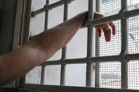 Inumana detenzione. Convivere forzatamente con gli altri dete...