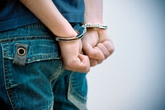 Associazione a delinquere e riciclaggio di beni, denaro ed al...