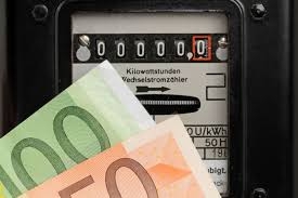 Condomino preleva energia elettrica, abusivamente, dal contat...