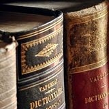 Ricettazione di centinaia di libri di provenienza furtiva e a...