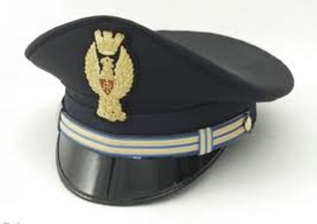 I limiti di età per accedere al concorso della Polizia di Sta...