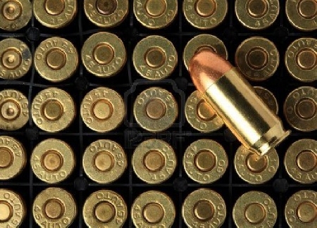 Accusato di illecita detenzione di un silenziatore per arma d...