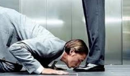 Ai fini della configurabilità del mobbing lavorativo l'elemen...