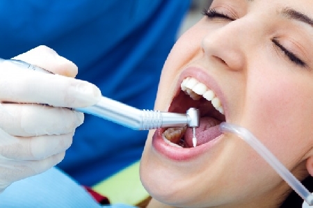 Dentisti italiani laureati in Romania. La laurea viene annull...