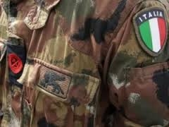 Caporal maggiore dell’Esercito Italiano del Reggimento Artigl...