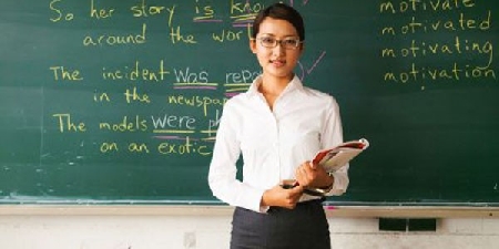 Assunzioni personale docente Scuola, via all'assunzione di 4....