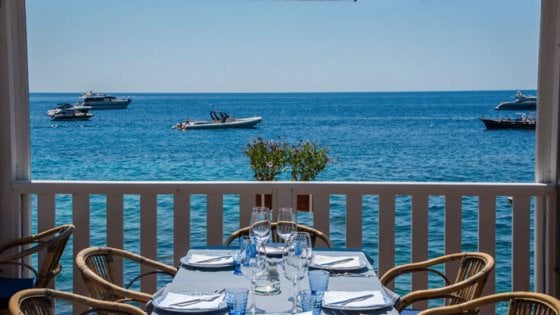 Palafitta di pertinenza di un ristorante costruita prima del ...