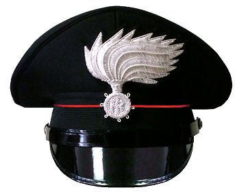 Due militari dell'Arma, Tenenza Carabinieri di Cattolica,...