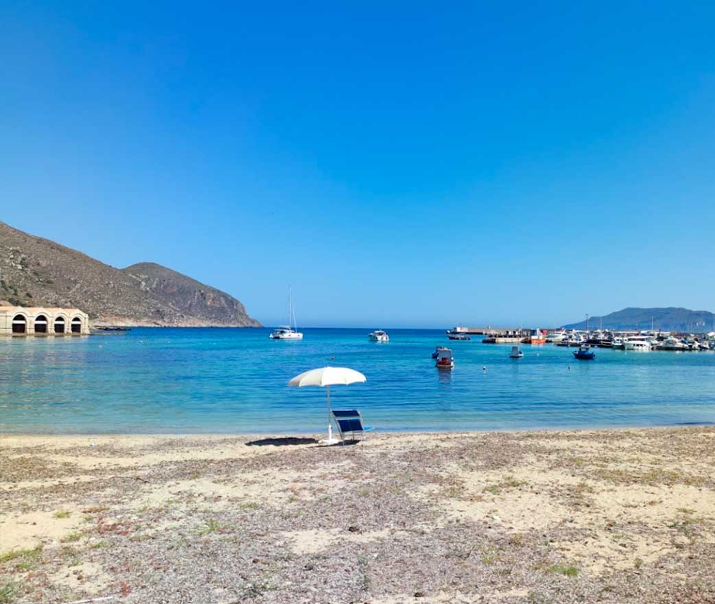 Favignana: imputata condannata per avere installato 10 elemen...