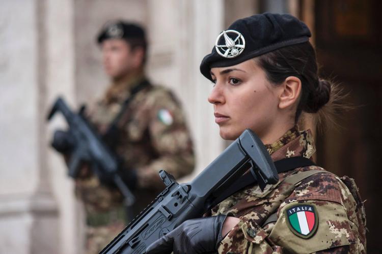 Il servizio militare dà diritto al punteggio integrale ai fin...
