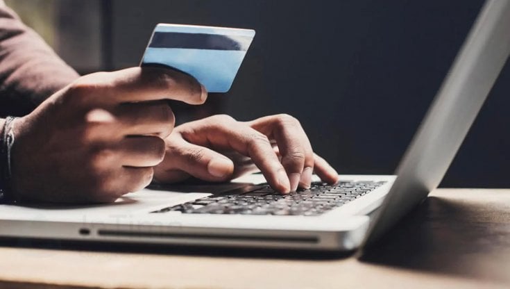 La mancata consegna della merce venduta on line integra la tr...