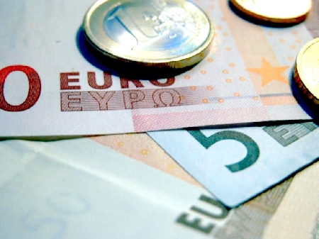 GLI AUTOMOBILISTI VANNO RISARCITI SE L'AUMENTO DEI PREMI È CO...